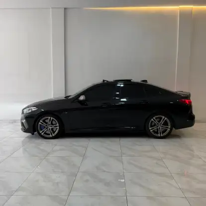 BMW-M 235i-2021