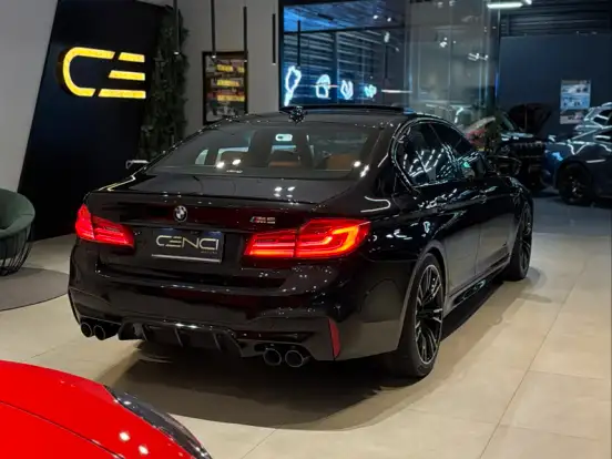 BMW-M5-4.4 V8 TWIN POWER M XDRIVE STEPTRONIC BMW-M5-2018