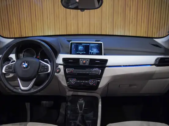 BMW-X1-2.0 16V TURBO ACTIVEFLEX SDRIVE20I 4P AUTOMÁTICO BMW-X1-2020