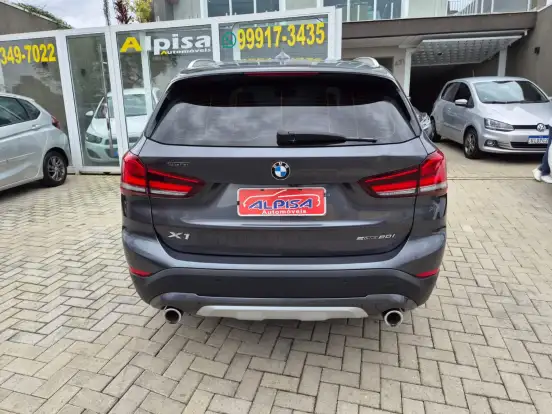 BMW-X1-2.0 16V TURBO ACTIVEFLEX SDRIVE20I X-LINE 4P AUTOMÁTICO BMW-X1-2021