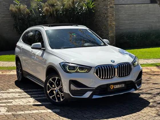 BMW X1 2.0 16V TURBO ACTIVEFLEX SDRIVE20I X-LINE 4P AUTOMÁTICO