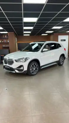 BMW-X1-2021