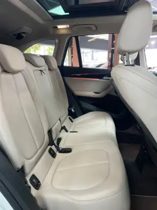BMW-X1-2021