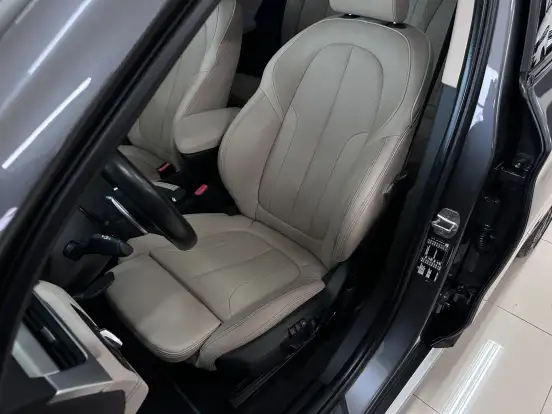 BMW-X1-2022