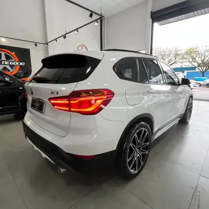 BMW-X1-2016