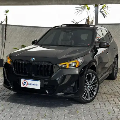BMW-X1-2023