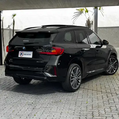 BMW-X1-2023