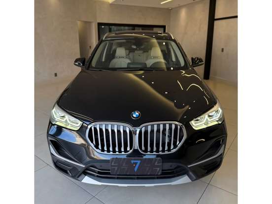 BMW-X1-2021