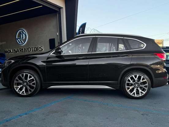 BMW-X1-2.0 16V TURBO ACTIVEFLEX SDRIVE20I X-LINE 4P AUTOMÁTICO BMW-X1-2021