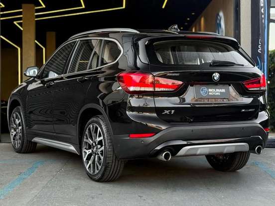 BMW-X1-2.0 16V TURBO ACTIVEFLEX SDRIVE20I X-LINE 4P AUTOMÁTICO BMW-X1-2021