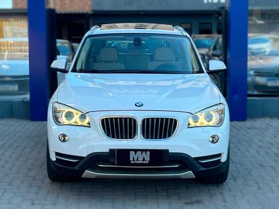 BMW-X1-2012