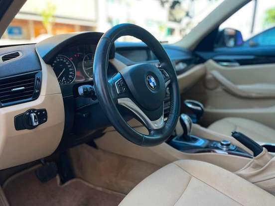 BMW-X1-2.0 16V TURBO GASOLINA SDRIVE20I 4P AUTOMÁTICO BMW-X1-2012