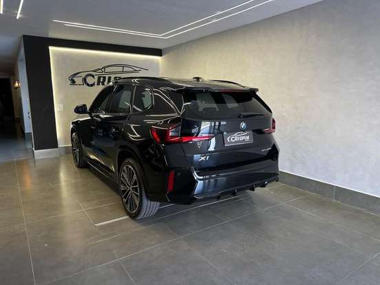 BMW-X1-2024