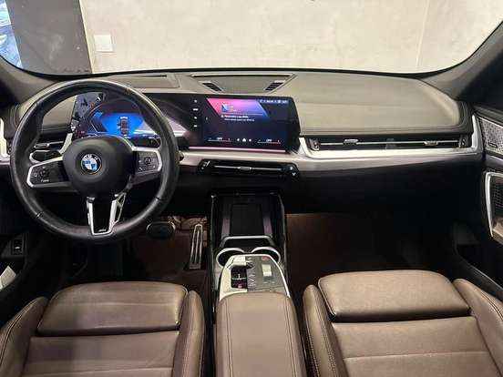 BMW-X1-2024