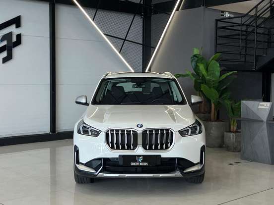 BMW-X1-2.0 16V TURBO GASOLINA SDRIVE20I X-LINE STEPTRONIC BMW-X1-2022