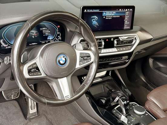 BMW-X3-2021