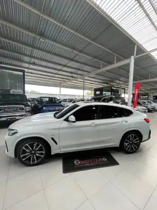BMW-X4-2023