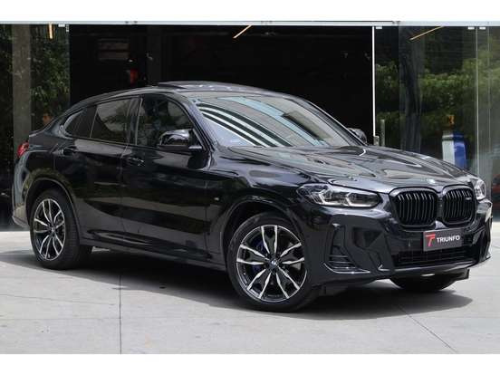 BMW-X4-2023