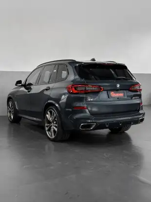 BMW-X5-2019