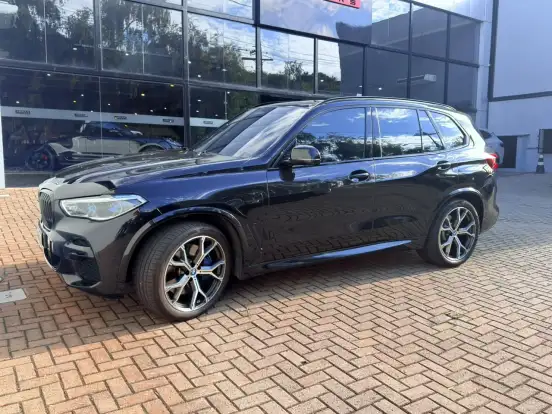 BMW-X5-2022