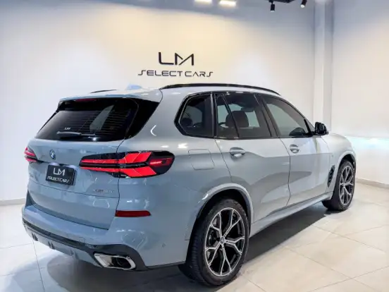 BMW-X5-3.0 I6 TURBO HÍBRIDO XDRIVE50E M SPORT AUTOMÁTICO BMW-X5-2025