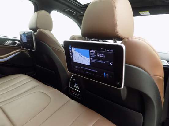 BMW-X5-2022