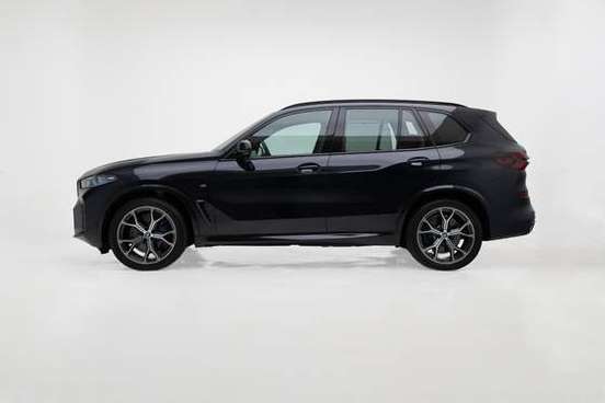 BMW-X5-2024