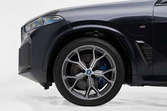 BMW-X5-2024