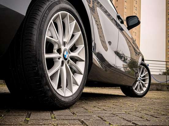 BMW-120i-2.0 16V SPORT ACTIVEFLEX 4P AUTOMÁTICO BMW-120i-2015