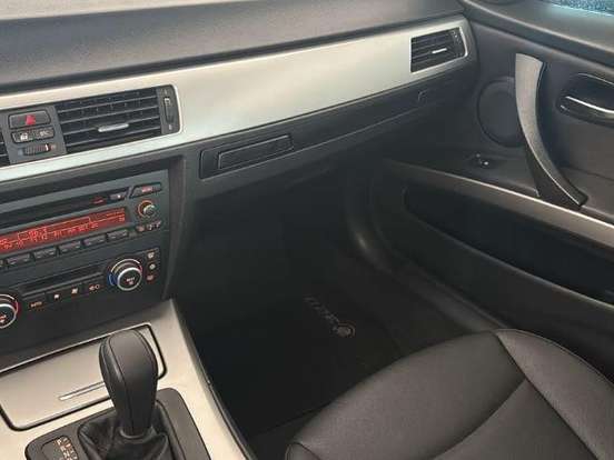 BMW-320i-2.0 16V GASOLINA 4P AUTOMÁTICO BMW-320i-2008