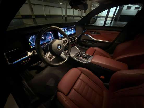 BMW-320i-2023