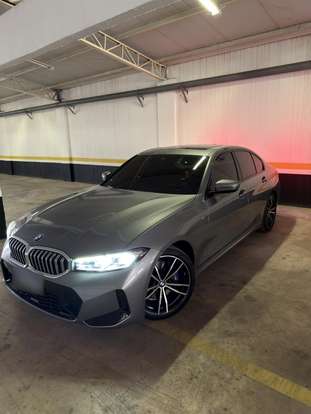 BMW-320i-2023