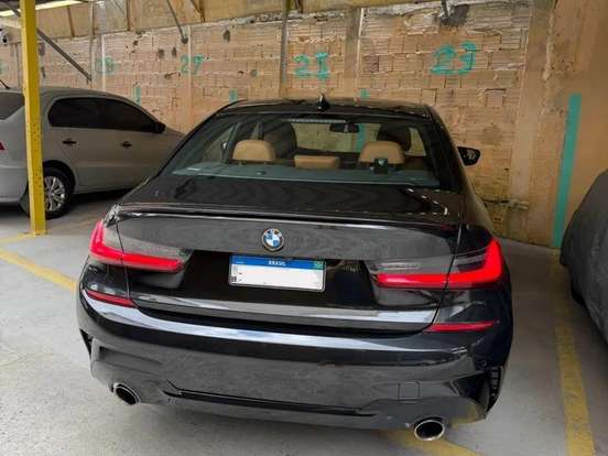 BMW-320i-2.0 16V TURBO GASOLINA M SPORT AUTOMÁTICO BMW-320i-2019