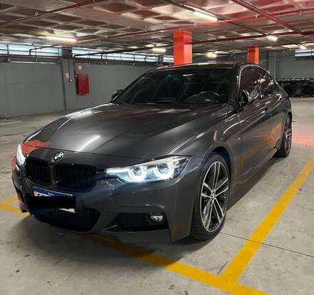 BMW-328i-2017
