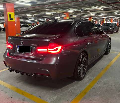 BMW-328i-2017
