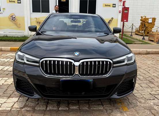 BMW-530e-2021