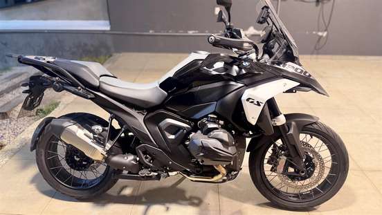 BMW-R 1300 GS TRIPLE BLACK BMW-R 1300 GS TRIPLE BLACK-2025
