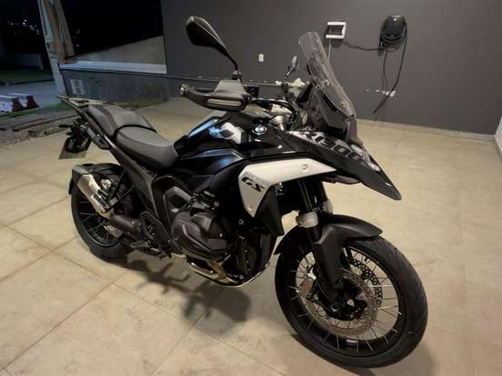 BMW-R 1300 GS TRIPLE BLACK BMW-R 1300 GS TRIPLE BLACK-2025
