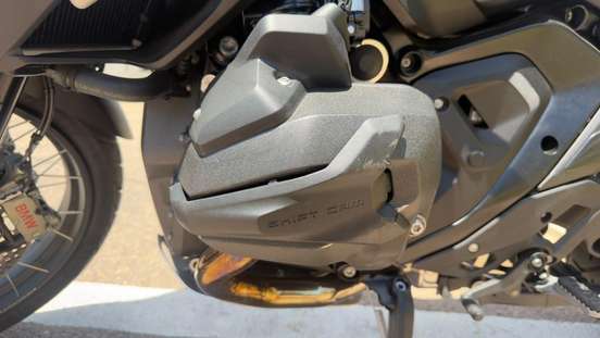 BMW-R 1300 GS TRIPLE BLACK BMW-R 1300 GS TRIPLE BLACK-2025