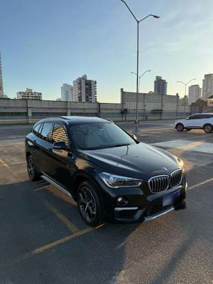 BMW-X1-2.0 16V TURBO ACTIVEFLEX SDRIVE20I X-LINE 4P AUTOMÁTICO BMW-X1-2017