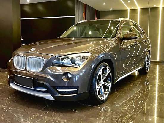 BMW-X1-2.0 16V TURBO GASOLINA SDRIVE20I 4P AUTOMÁTICO BMW-X1-2013