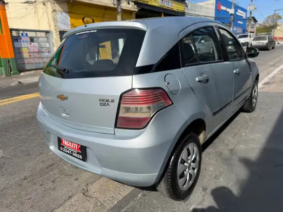 CHEVROLET-AGILE-2011