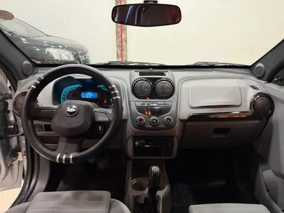 CHEVROLET-AGILE-1.4 MPFI LT 8V FLEX 4P MANUAL CHEVROLET-AGILE-2010