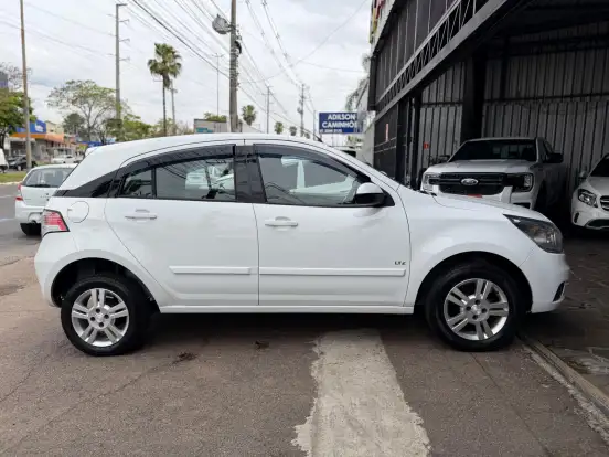 CHEVROLET-AGILE-2011