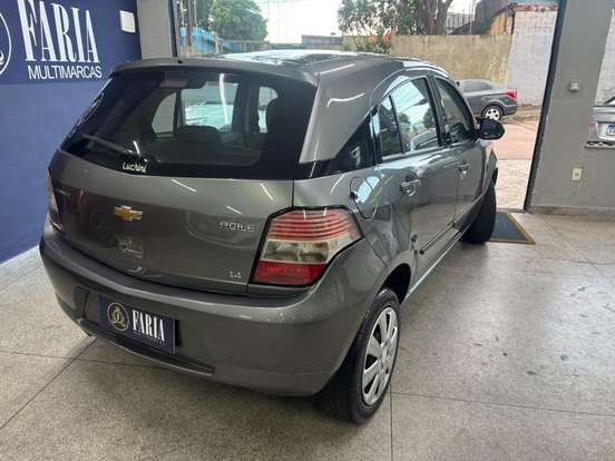 CHEVROLET-AGILE-2011