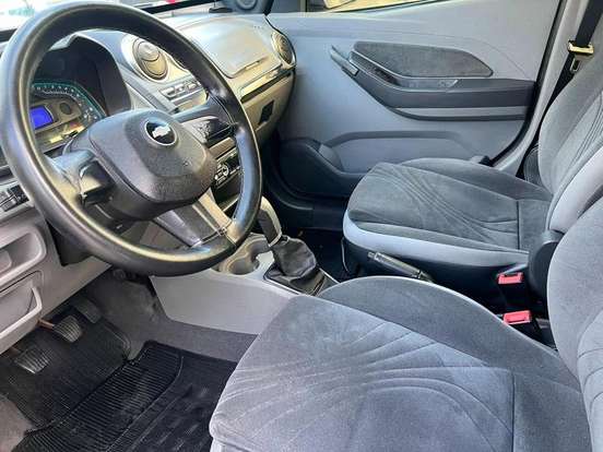 CHEVROLET-AGILE-2010