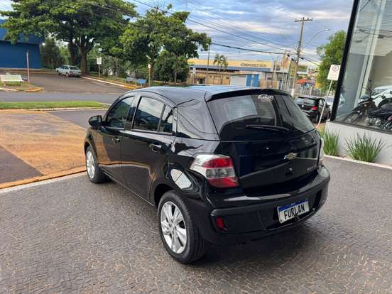CHEVROLET-AGILE-1.4 MPFI LTZ 8V FLEX 4P MANUAL CHEVROLET-AGILE-2013