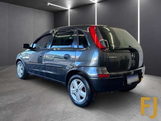 CHEVROLET-CORSA-2005
