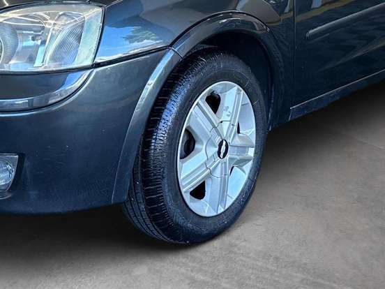 CHEVROLET-CORSA-2005