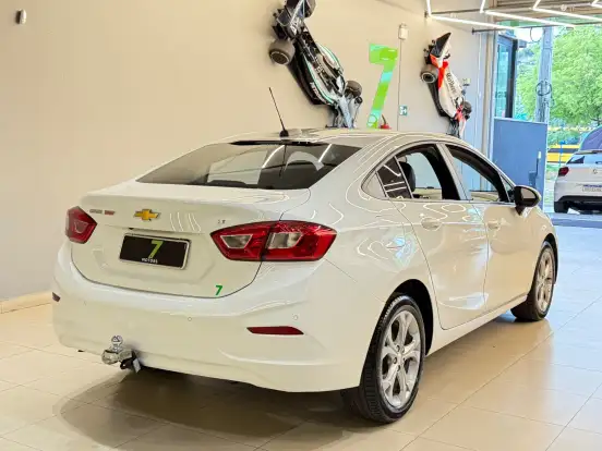 CHEVROLET-CRUZE-2019